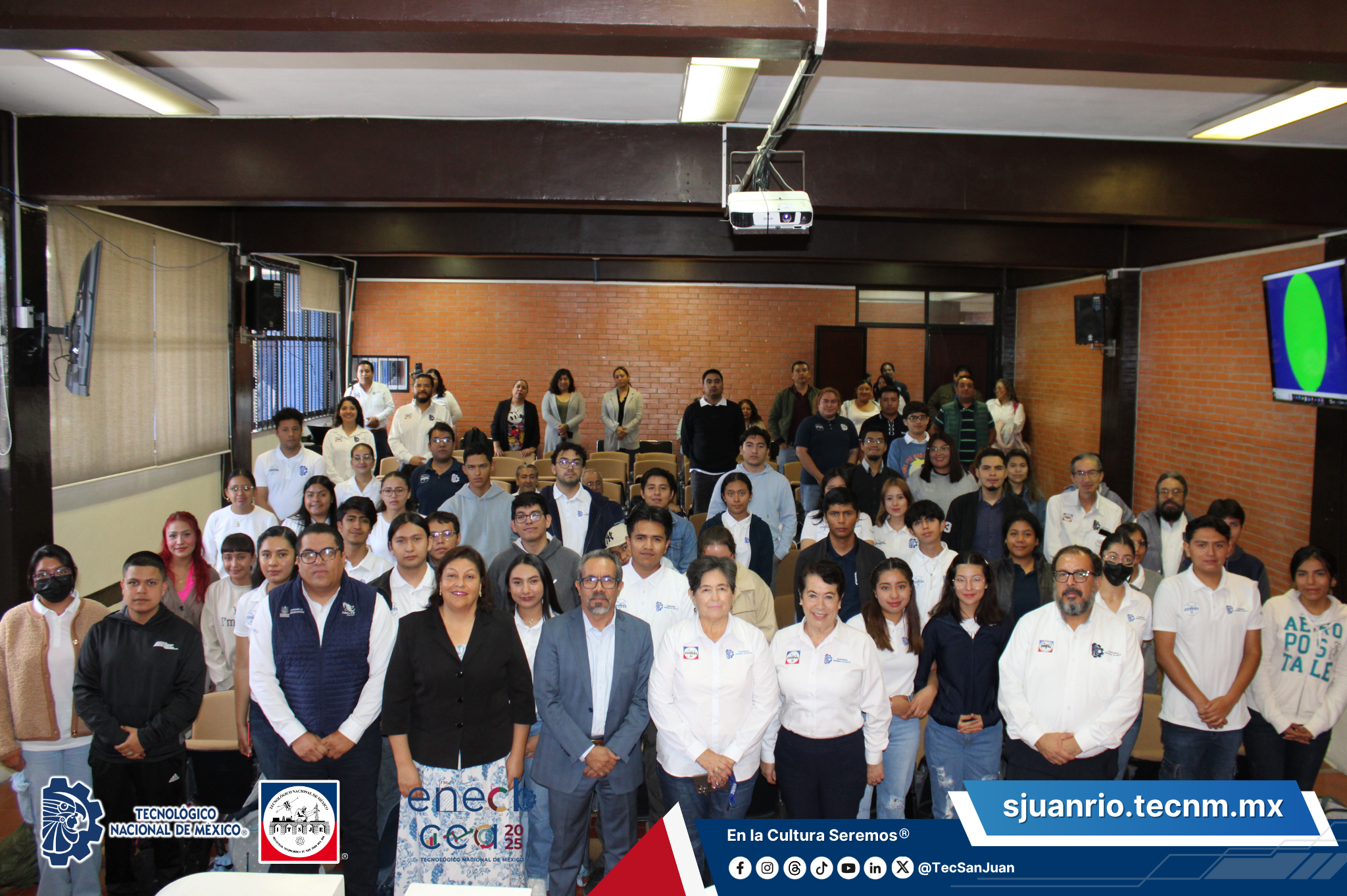 Estudiantes en el examen de la Etapa 1 del ENECB-CEA 2025